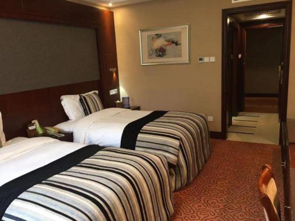 Yantai Golden Gulf Hotel Kültér fotó